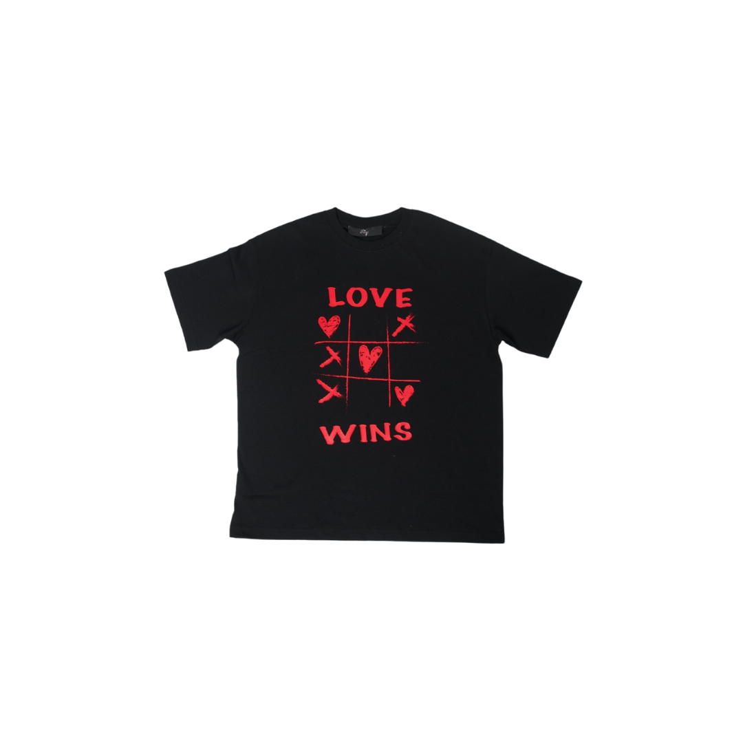 betterself love wins tee